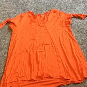 Women’s orange T-shirt